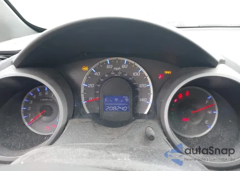 2009 Honda Fit z USA, uszkodzony, nr VIN JHMGE88289C006532